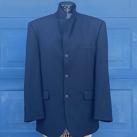 Paulo Solari Athletic Fit Men's Pin Stripe Blazer